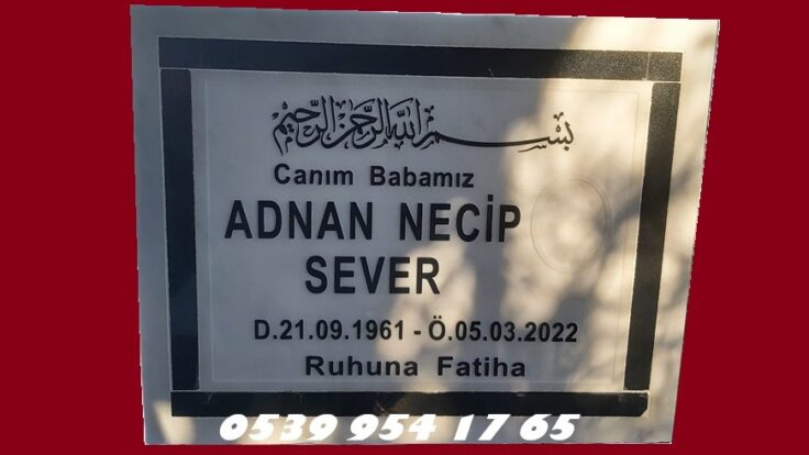 Tek Kişilik Granit Çerçeveli Mermer Mezar Baş Taşı Modeli
