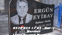 60×80 Ölçüsünde 4lük Lazer Resimli Granit Mezar Taşı Modelleri