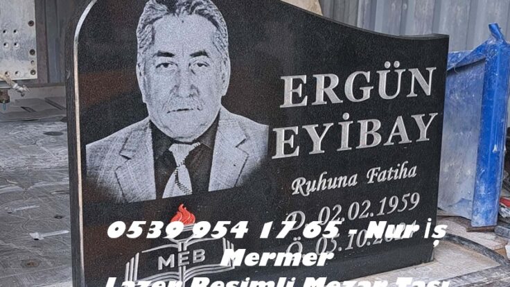 60×80 Ölçüsünde 4lük Lazer Resimli Granit Mezar Taşı Modelleri